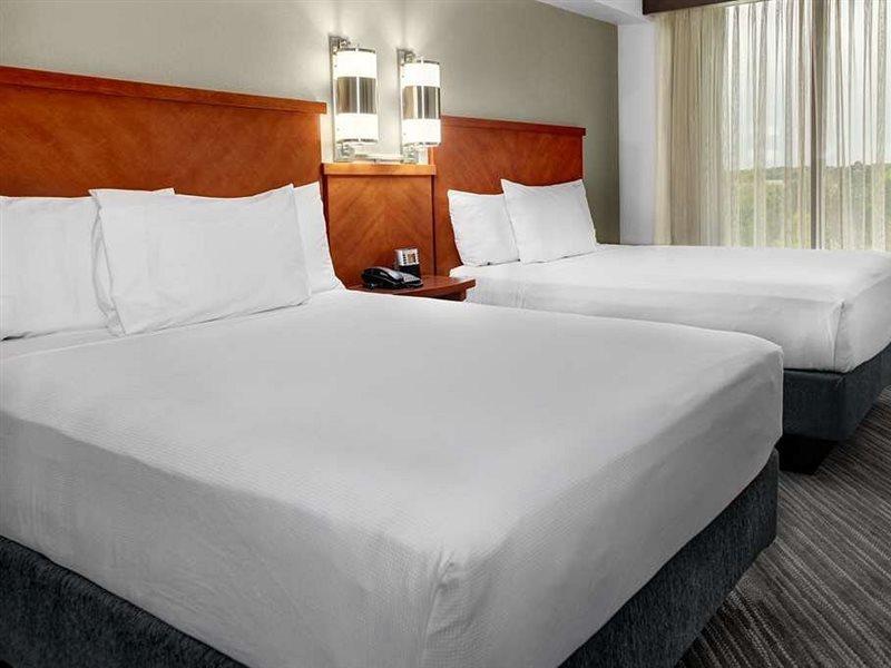Hyatt Place Louisville-East Eksteriør billede