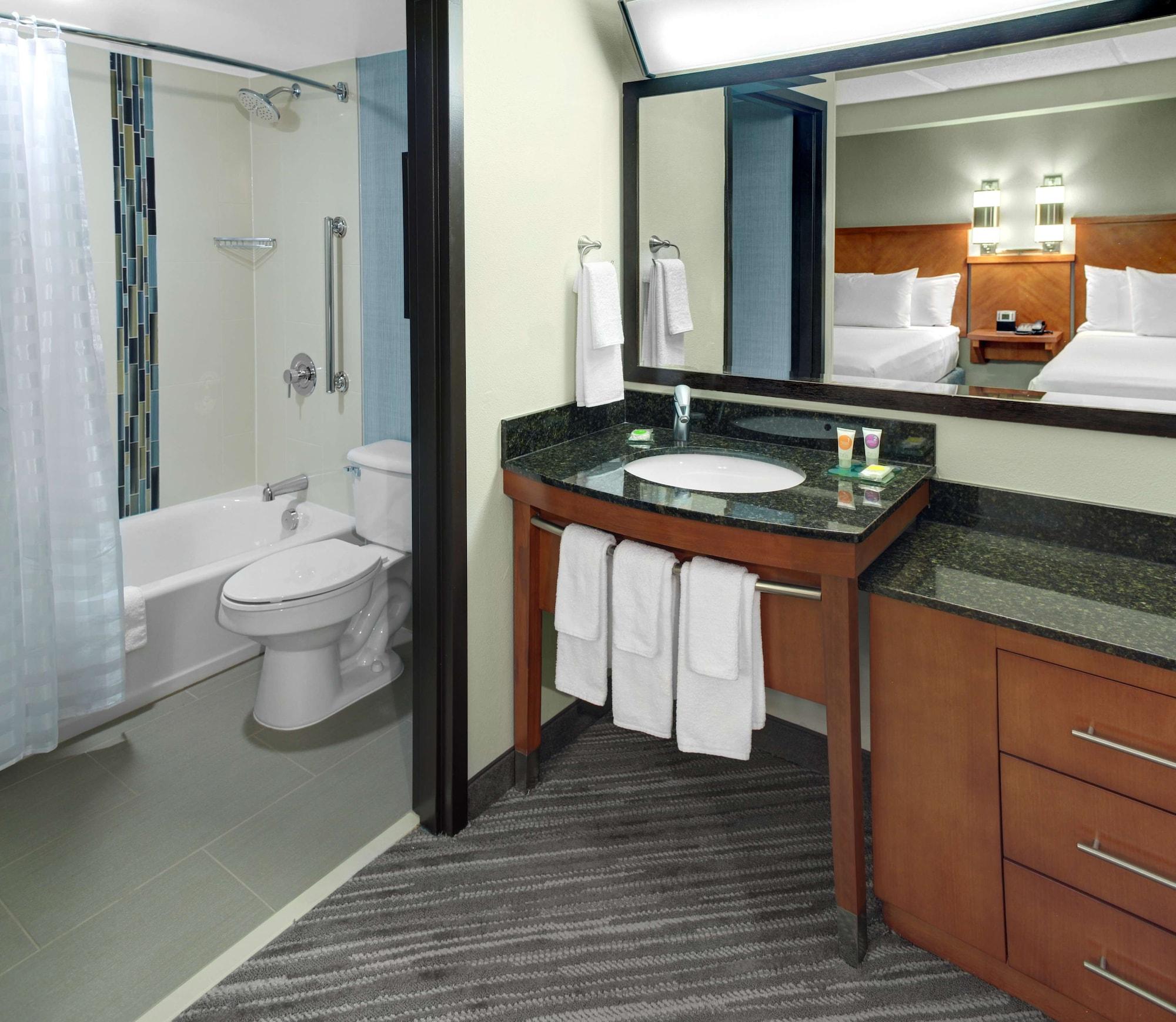 Hyatt Place Louisville-East Eksteriør billede