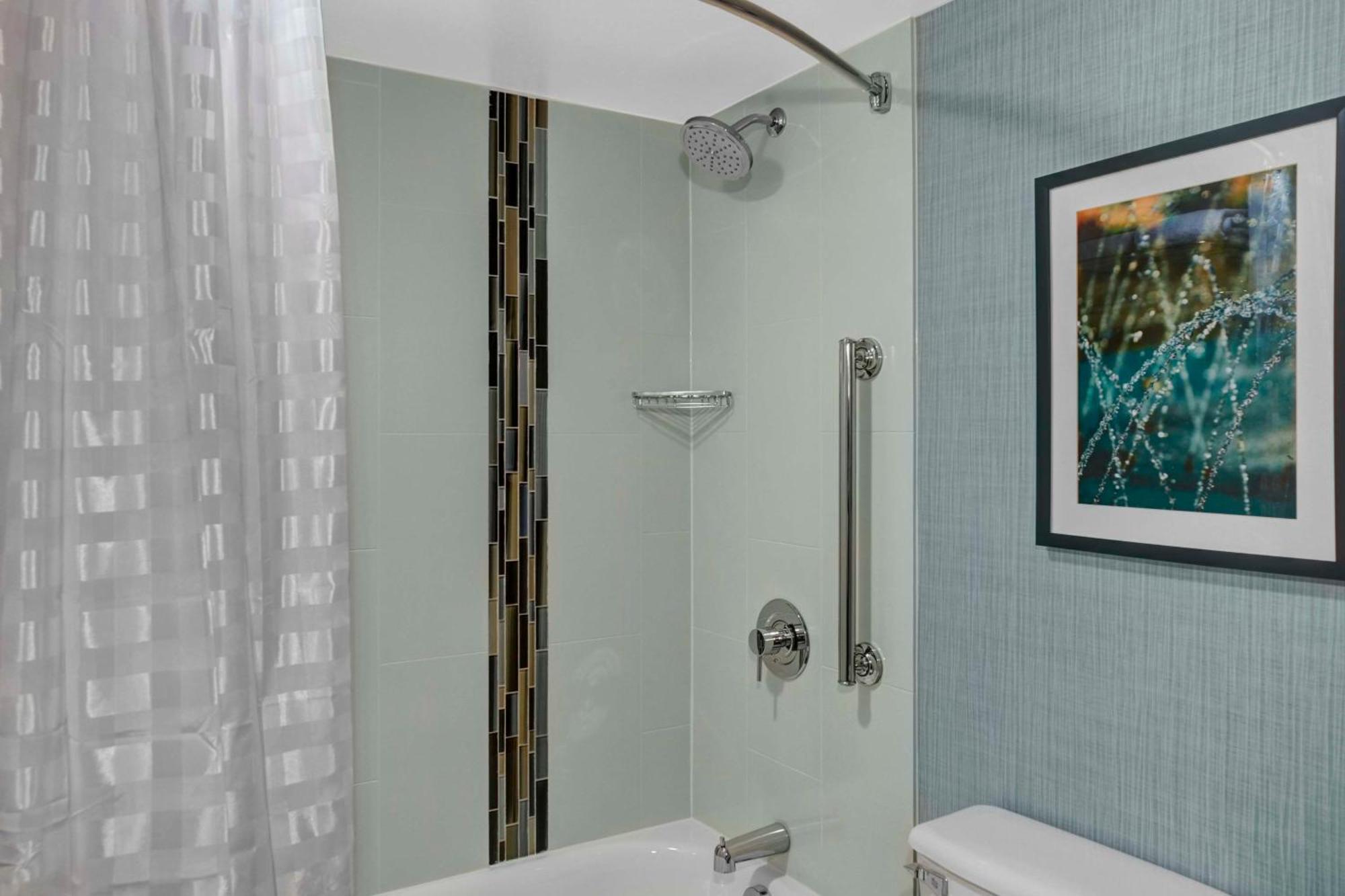 Hyatt Place Louisville-East Eksteriør billede