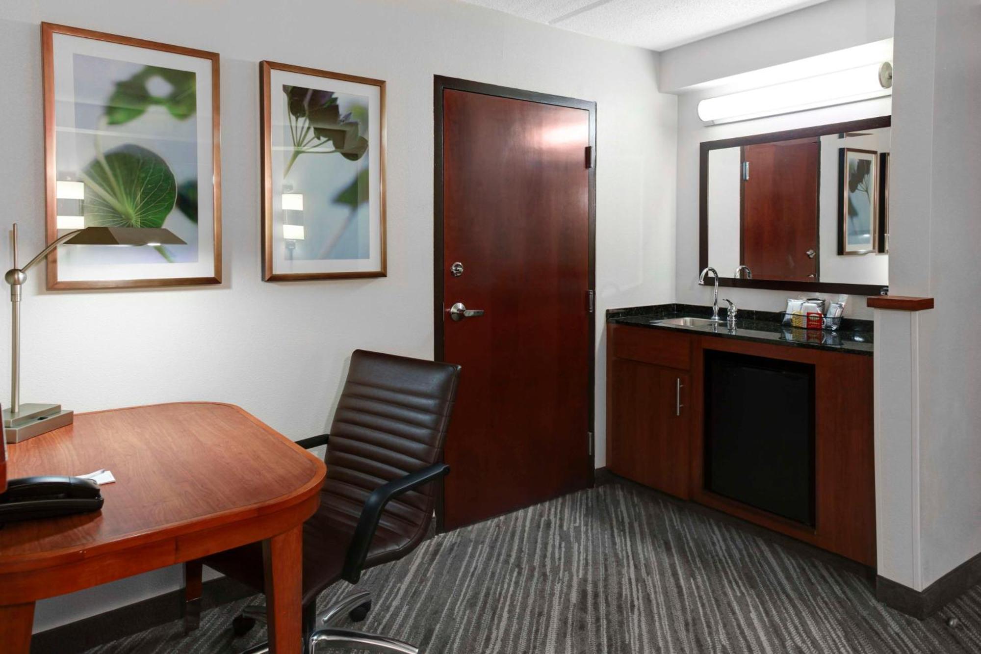 Hyatt Place Louisville-East Eksteriør billede