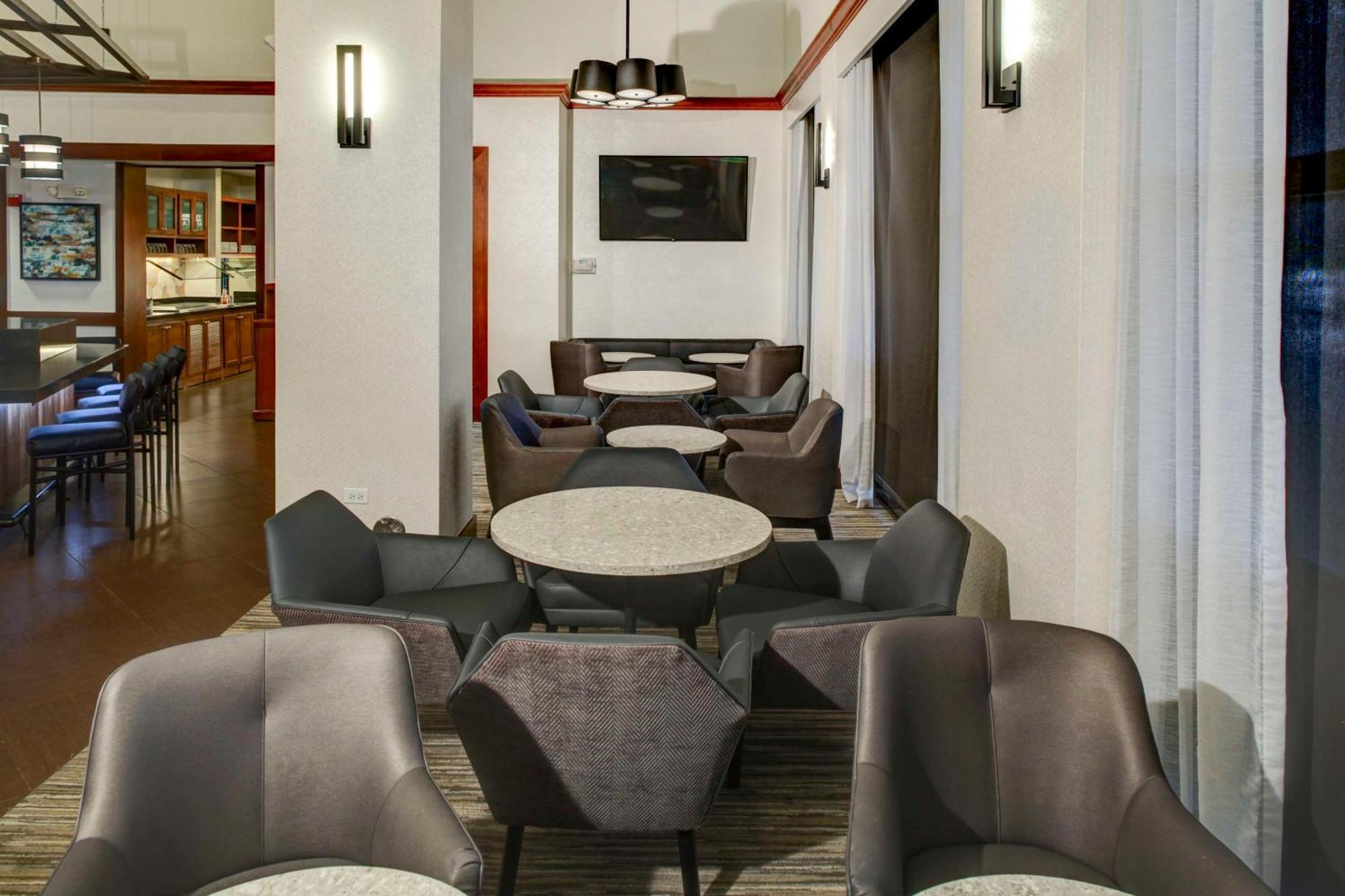 Hyatt Place Louisville-East Eksteriør billede