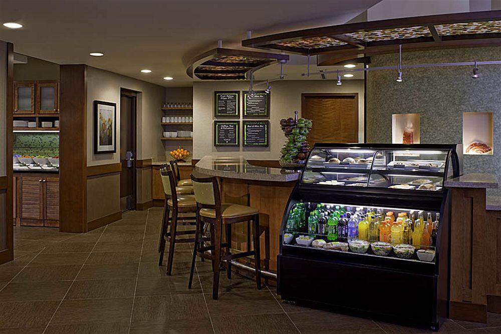 Hyatt Place Louisville-East Restaurant billede